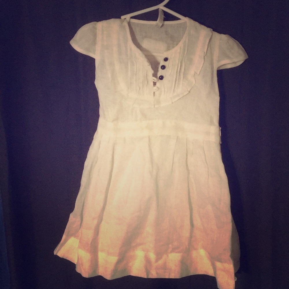 Sweet girl linen and cotton dress.